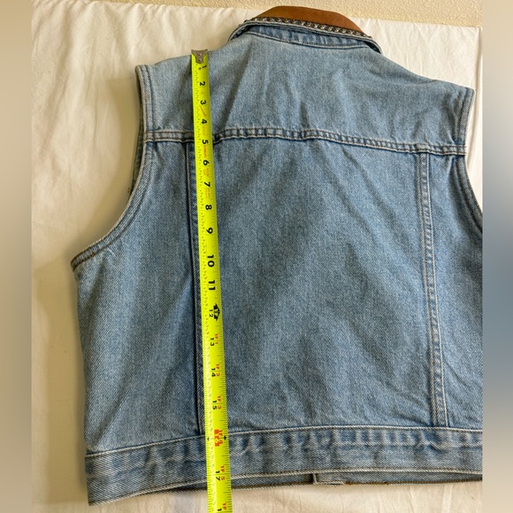 Vintage Streets Ahead Denim Jean Leather Vest Size M 100% Cotton Western Pins - Picture 11 of 15